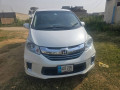 honda-freed-2014-automatic-brand-new-condition-small-0