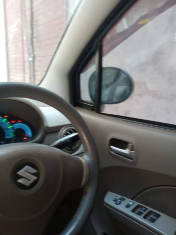 suzuki-alto-2013-big-18