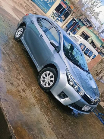 toyota-corolla-gli-2015-big-5