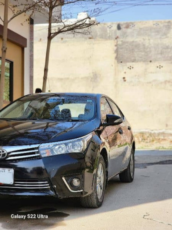 toyota-corolla-gli-2016-big-1