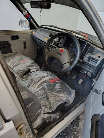 suzuki-mehran-vxr-2003-big-3