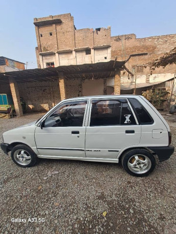 suzuki-mehran-2009-big-1