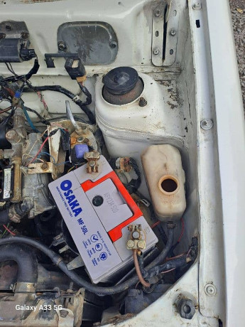 suzuki-mehran-2009-big-9