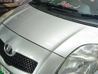 toyota-vitz-2011