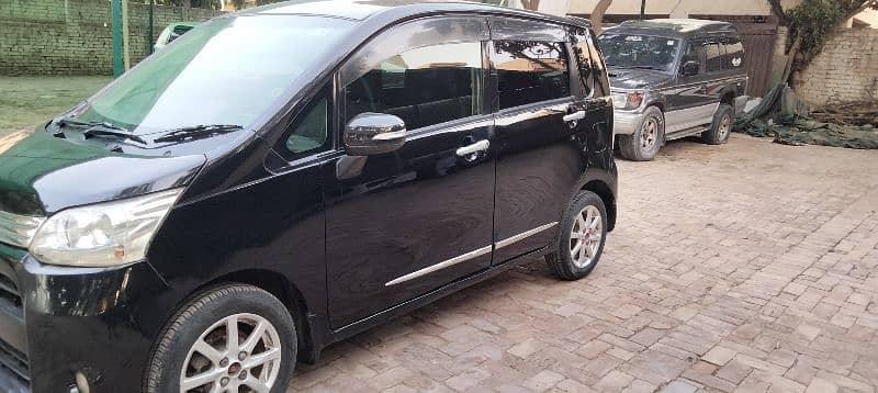 daihatsu-move-2012-big-2