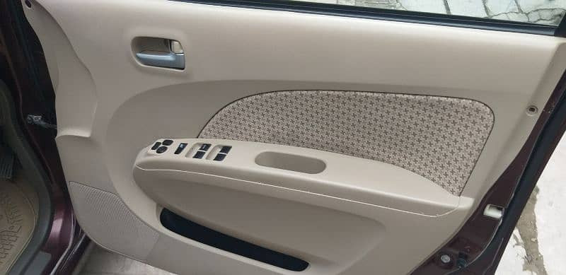 suzuki-alto-g4-2011-big-6