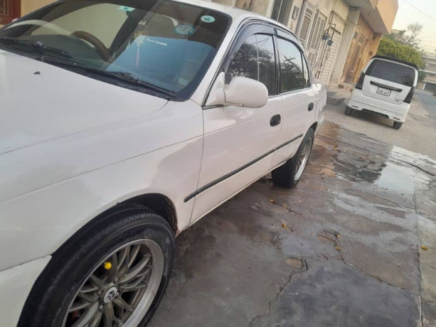 toyota-corolla-20-d-1998-big-13