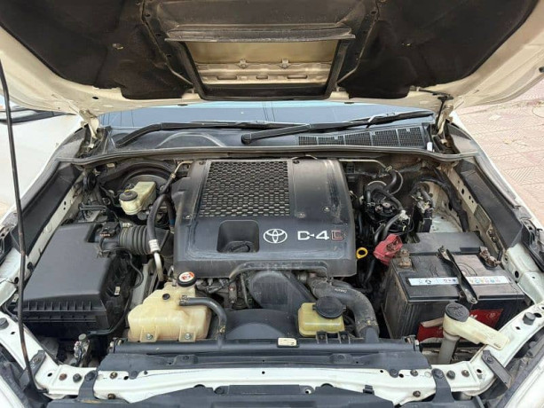 toyota-hilux-2017-big-7