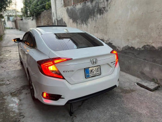 honda-civic-oriel-2018