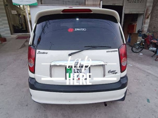 santro-exec-2004-power-window-steering