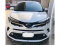 toyota-c-hr-2017-g-led-small-0