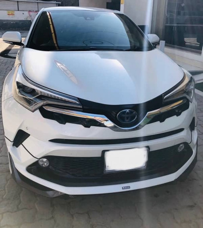 toyota-c-hr-2017-g-led-big-2