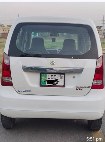 suzuki-wagon-r-2018-big-8