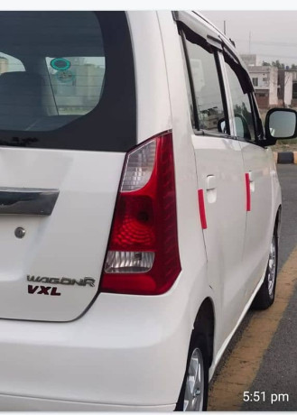 suzuki-wagon-r-2018-big-5