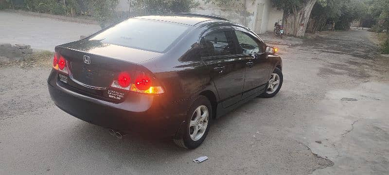 honda-civic-vti-oriel-prosmatec-2008-big-13