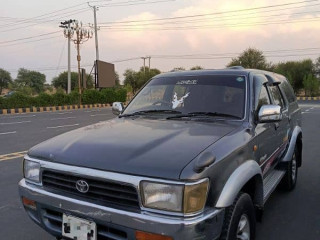 34-toyota-surf-1991
