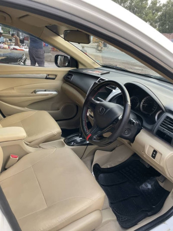 honda-city-15-automatic-2020-model-for-sale-big-2