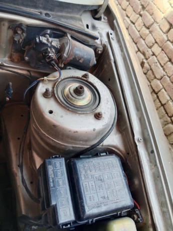 suzuki-baleno-2005-big-17