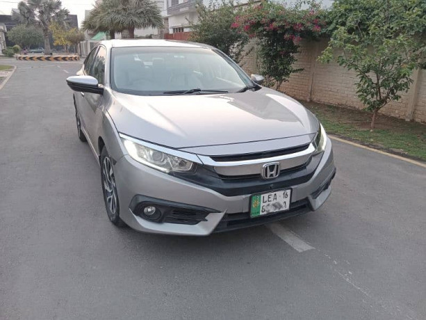 honda-civic-vti-oriel-prosmatec-2016-big-3