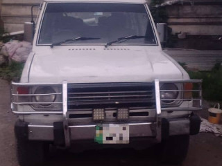 mitsubishi-pajero-1988