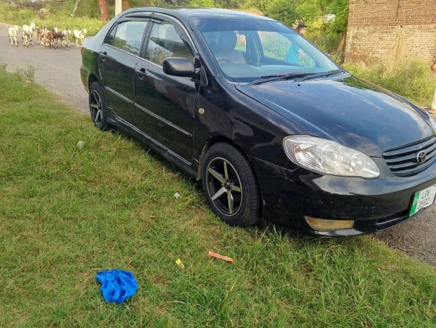 toyota-corolla-20-d-saloon-big-11