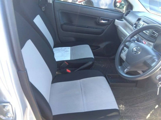 daihatsu-mira-fresh-big-5