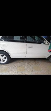 toyota-corolla-20-d-1999-big-7