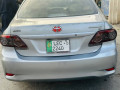 toyata-carolla-gli-small-11
