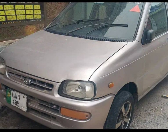 daihatsu-cuore-2006-big-0