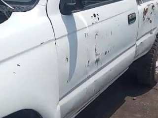 toyota-hilux-single-cabin