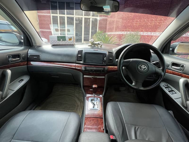 premio-2006-model-big-5