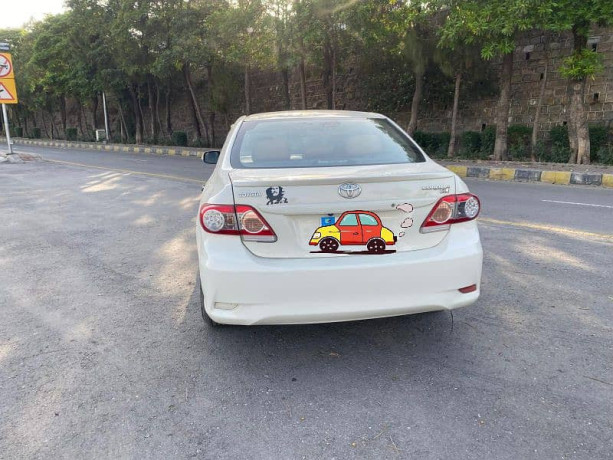 toyota-corolla-xli-2012-big-3