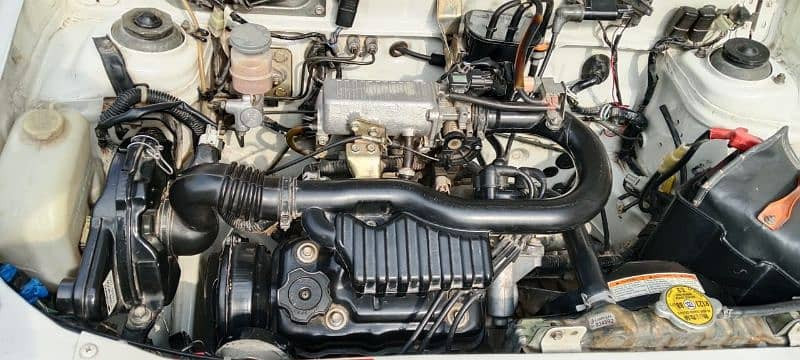 suzuki-mehran-vx-2016-big-10
