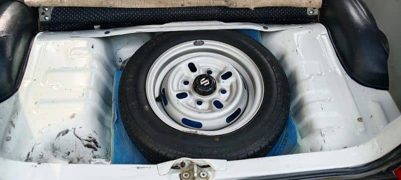 suzuki-mehran-vx-2016-big-16