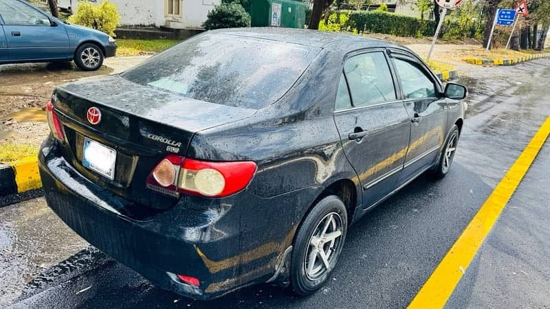 toyota-corolla-gli-2012-big-3