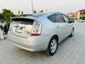 toyota-prius-2007-small-10