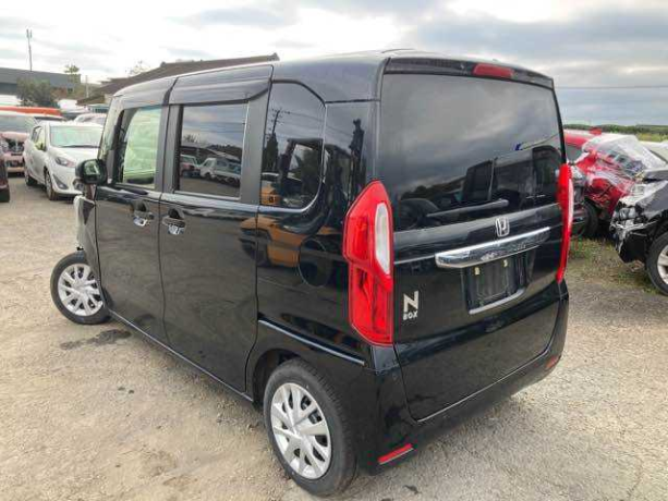 honda-n-box-g-turbo-l-package-big-4