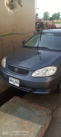 toyota-corolla-gli-2004-big-1