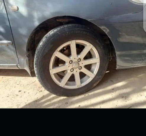 toyota-corolla-gli-2004-big-4