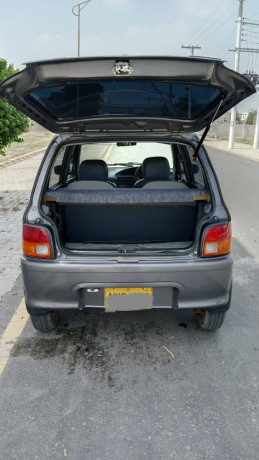 daihatsu-cuore-2011-big-8