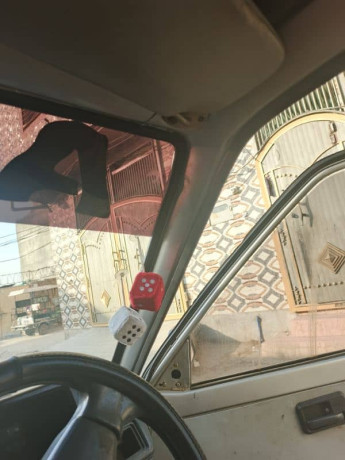 suzuki-mehran-2005-big-8