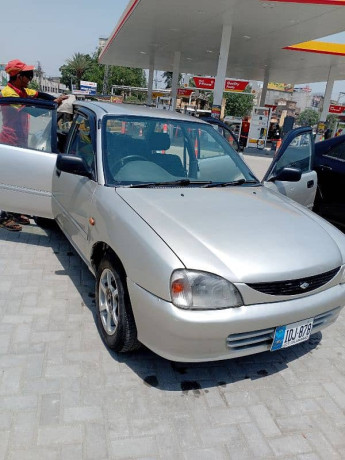 daihatsu-charade-1999-big-2