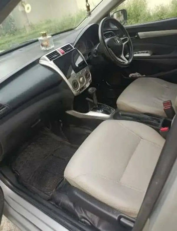 honda-city-ivtec-2010-automatic-13-big-6