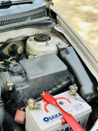 corolla-se-saloon-automatic-total-genuine-big-16