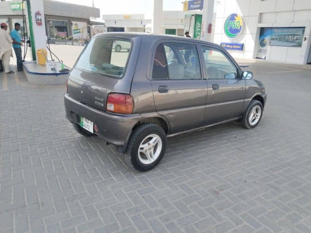 daihatsu-cuore-2008-03424826241-big-11