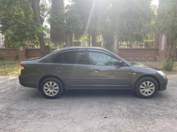 honda-civic-exi-2004-big-14