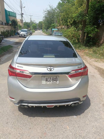 toyota-corolla-automatic-gli-13-2017-big-0