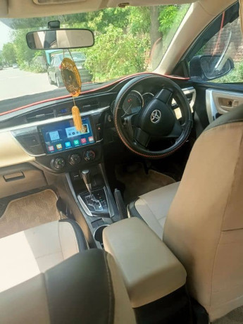toyota-corolla-automatic-gli-13-2017-big-11