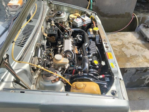 suzuki-mehran-vxr-2013-big-6