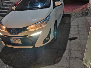 toyota-yaris-2021